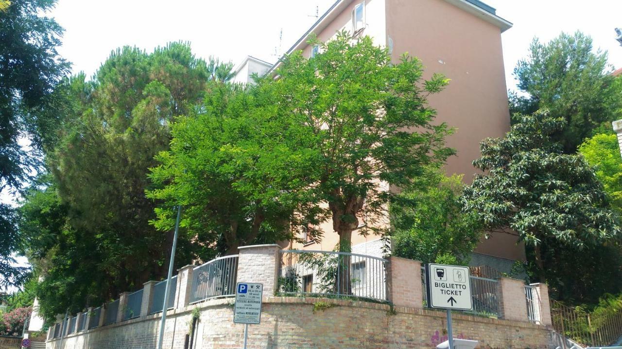 Via Duranti Apartamento Ancona Exterior foto